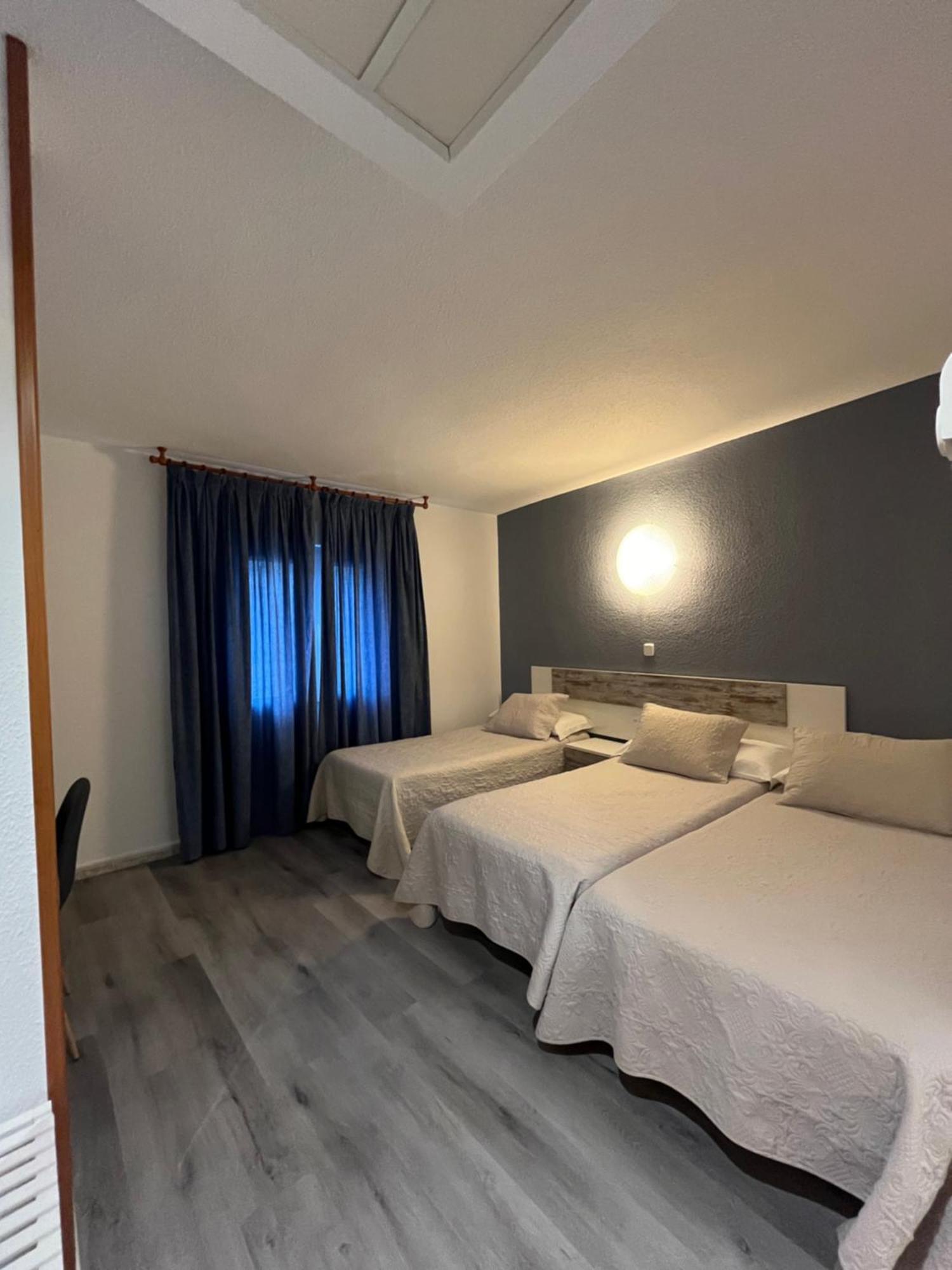 Hostal Azul El Molar Ngoại thất bức ảnh